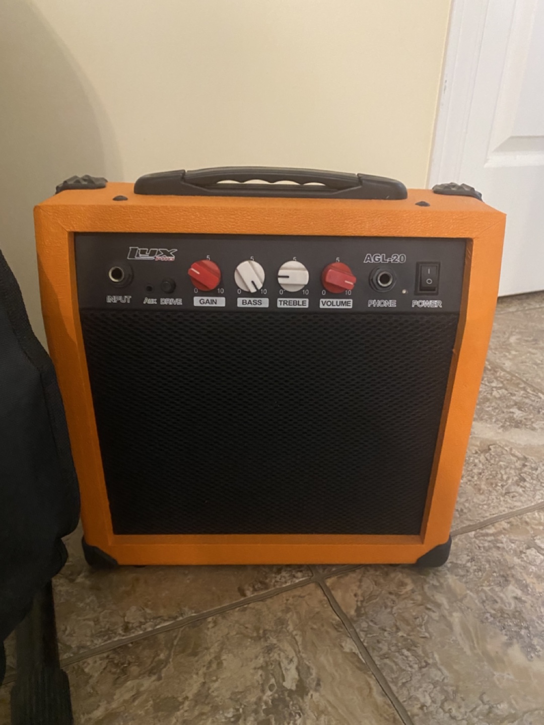 Lux Pro Electric Guitar and Amplifier Package - photo 3