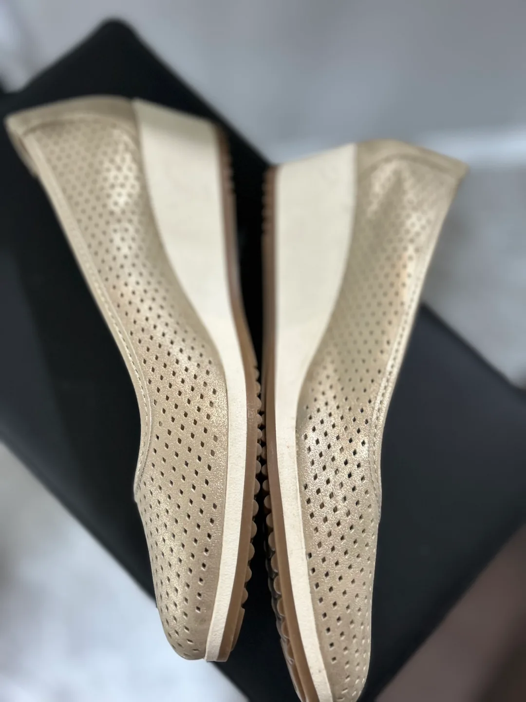 Naturalizer Women's soft wedge Shoes image indicator(6)