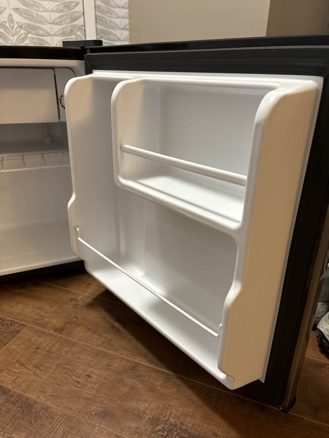 Mini Fridge - photo 4