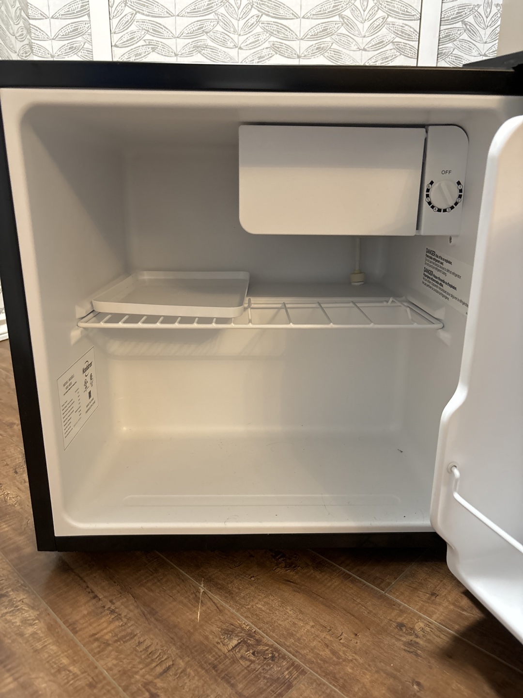 Mini Fridge - photo 5