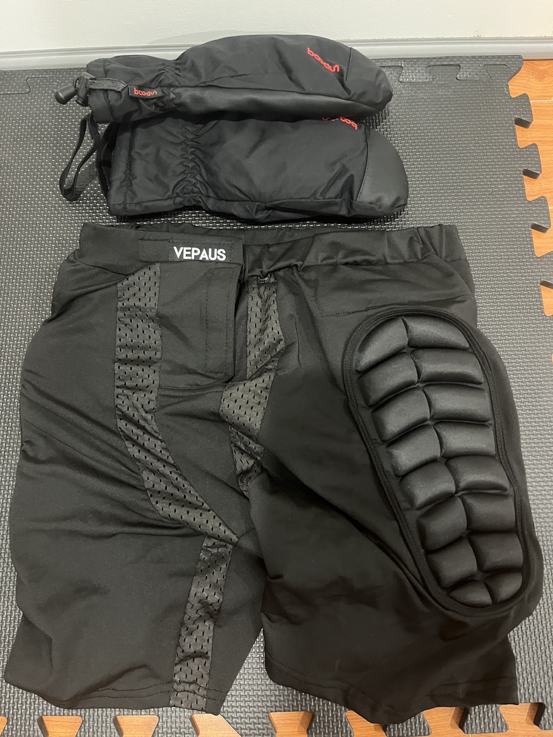 Ski Mitts & Butt Pad Protective Short