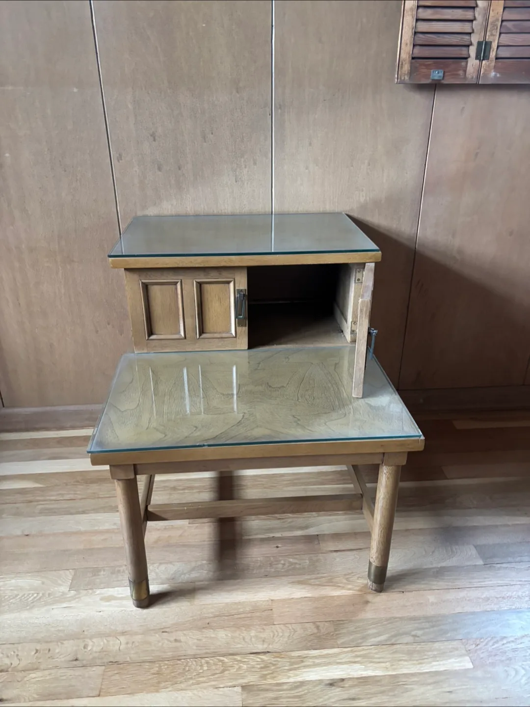 Mid-Century Modern Two Tiered End Tables with Glass Tops image indicator(3)