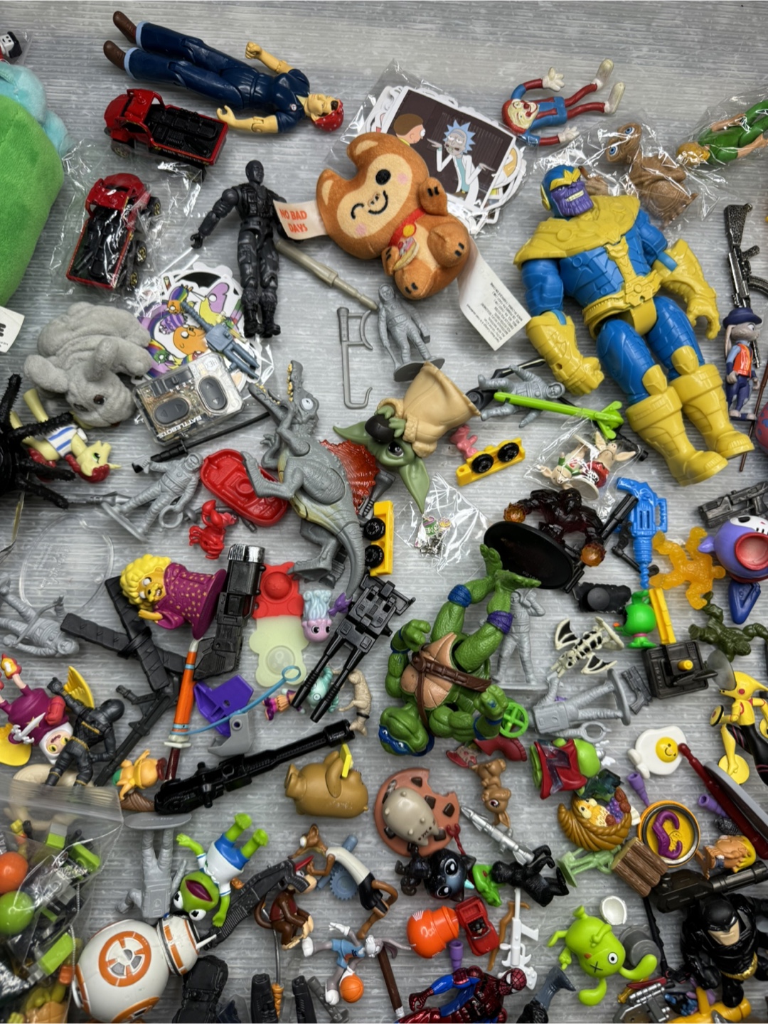 ACTION FIGURE TOY BULK PARTS LOT transformers vintage marvel - photo 4