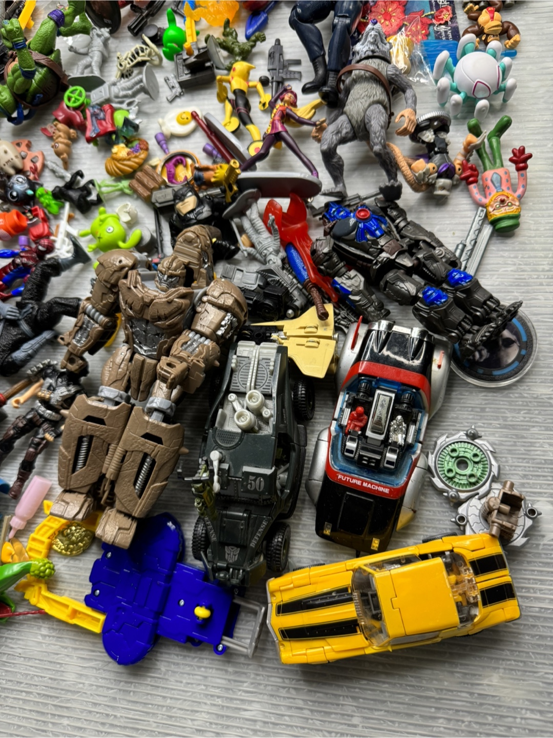 ACTION FIGURE TOY BULK PARTS LOT transformers vintage marvel - photo 2