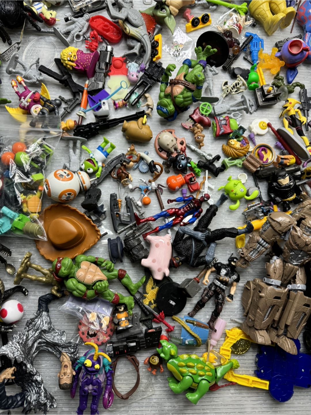 ACTION FIGURE TOY BULK PARTS LOT transformers vintage marvel - photo 5