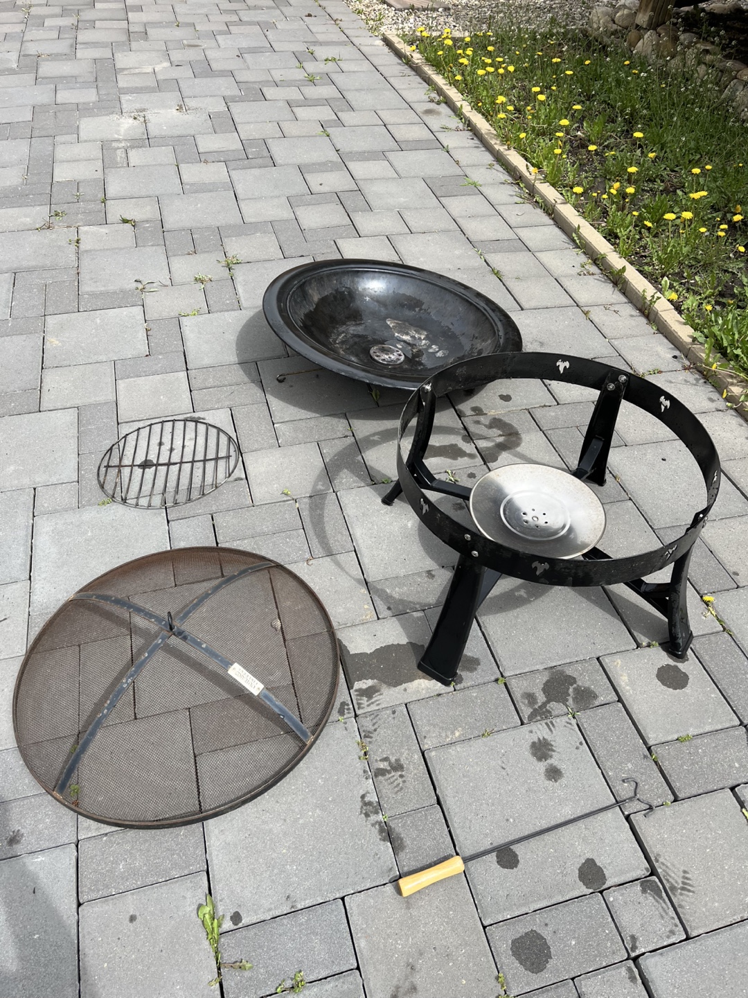 Fire pit with mesh cover - photo 5