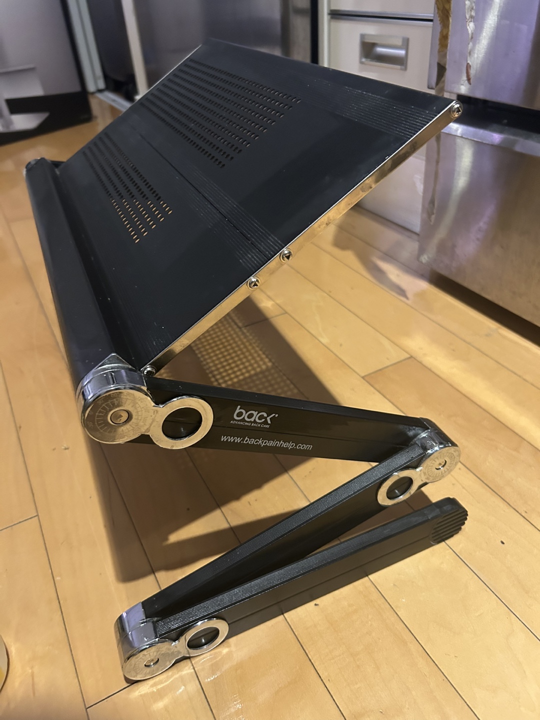Backpainhelp Laptop Stand - photo 3