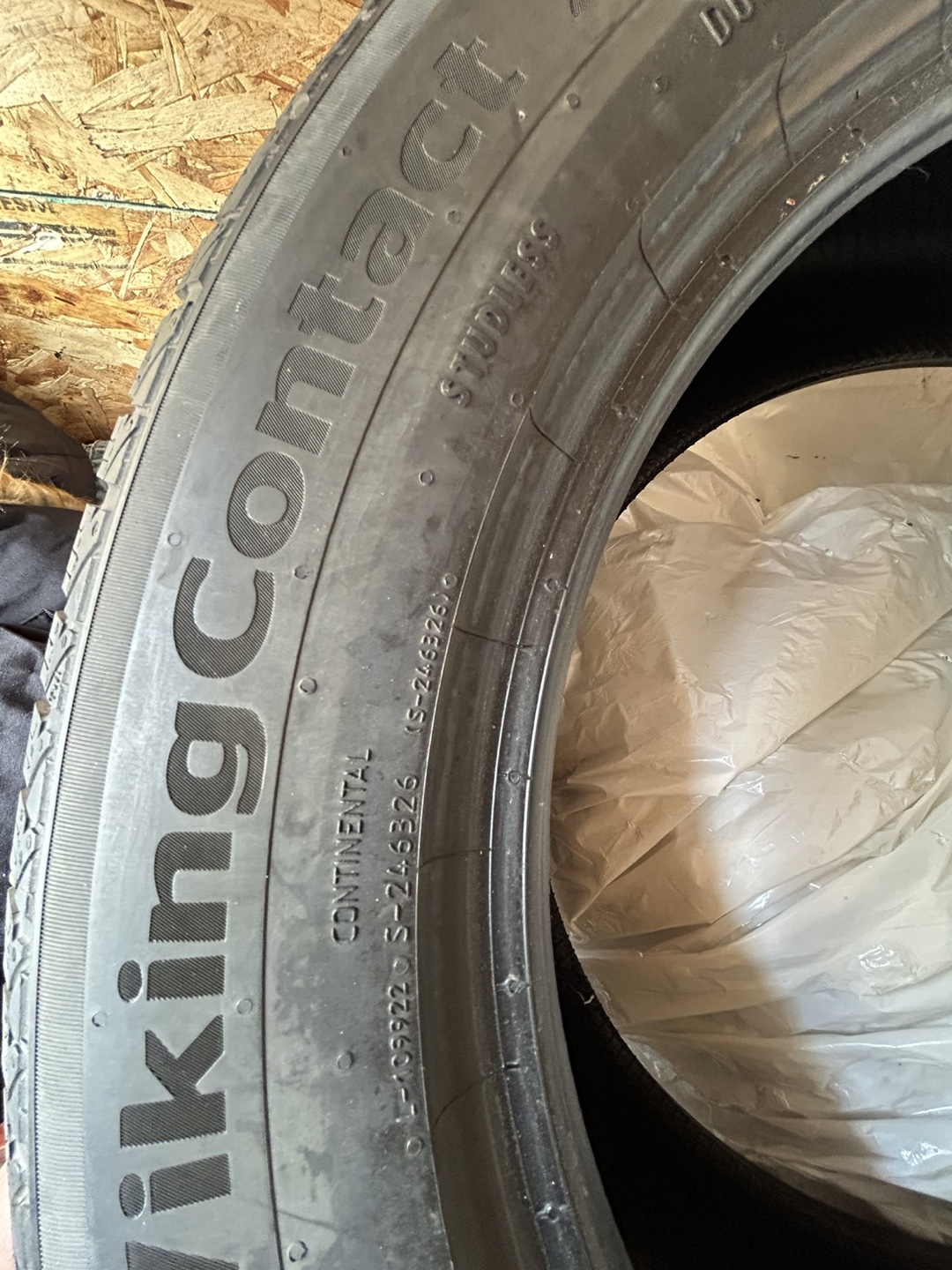 Continental VikingContact 7 Winter Tires - 4 pieces - photo 3