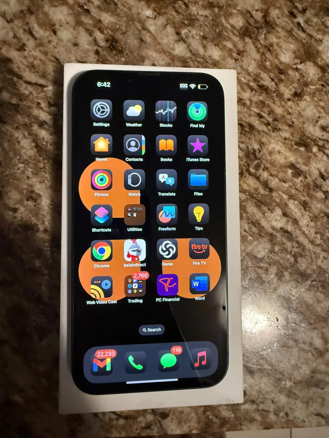 iPhone 14 Plus - 128 GB - Midnight - Excellent Condition thumbnail