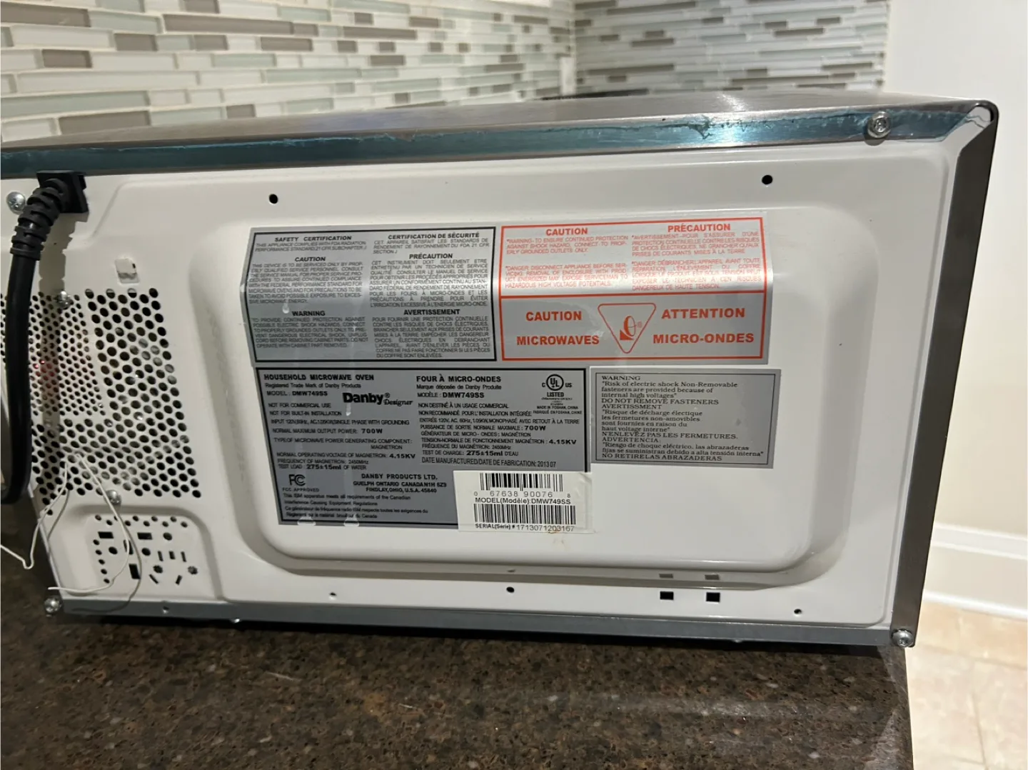 Danby Designer 0.7 Cu. Ft. Microwave image indicator(3)