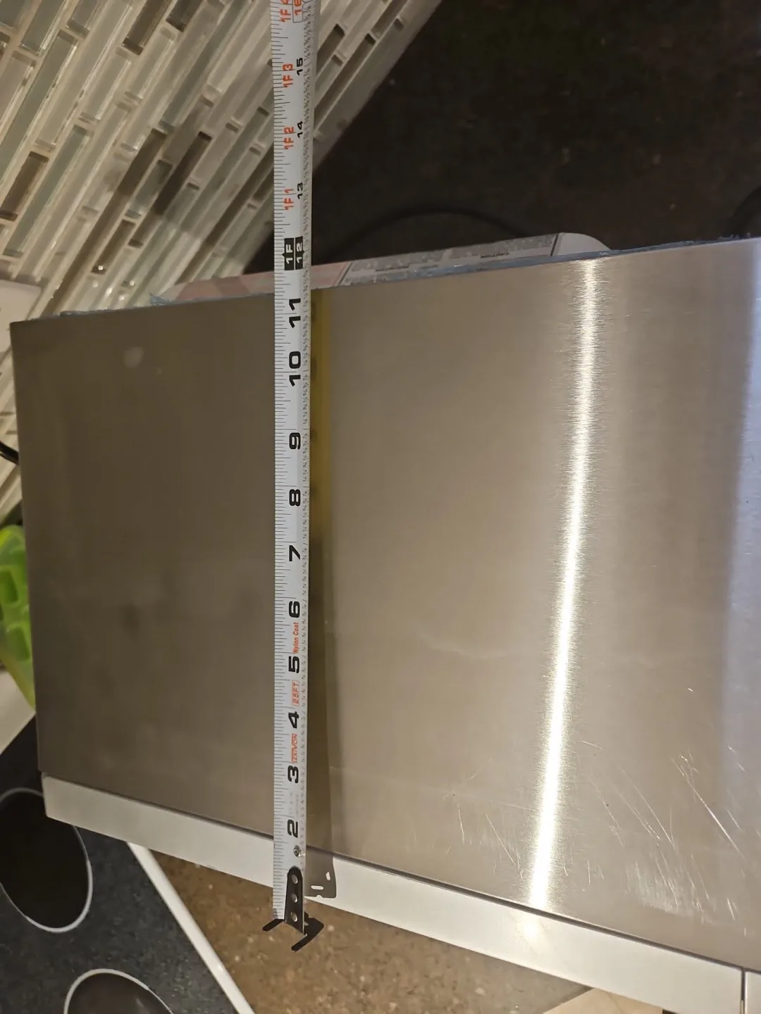 Danby Designer 0.7 Cu. Ft. Microwave image indicator(6)