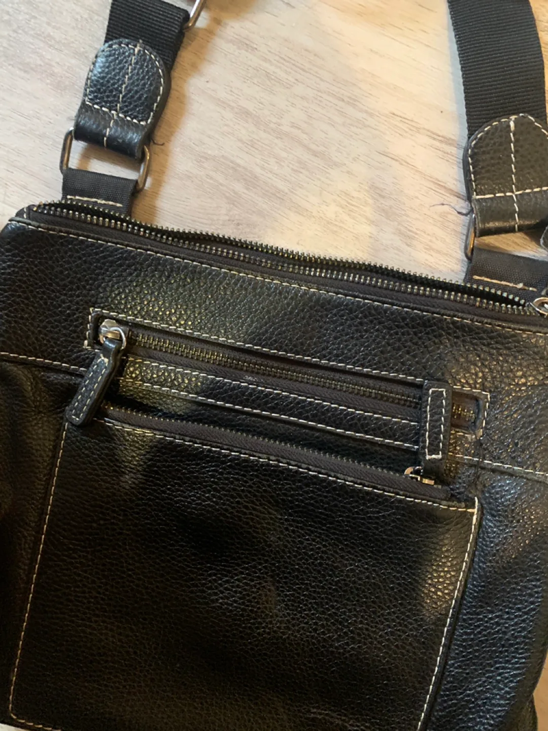 Roots Vintage Leather Bag 🏒 image indicator(3)