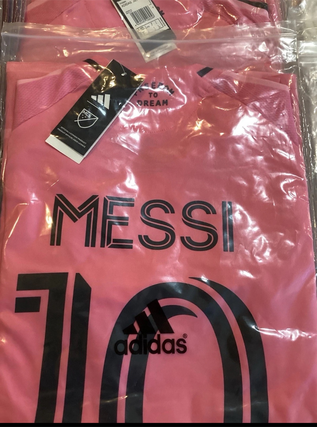 Inter Miami CF Messi #10 Pink Adidas Jersey size Medium - photo 2
