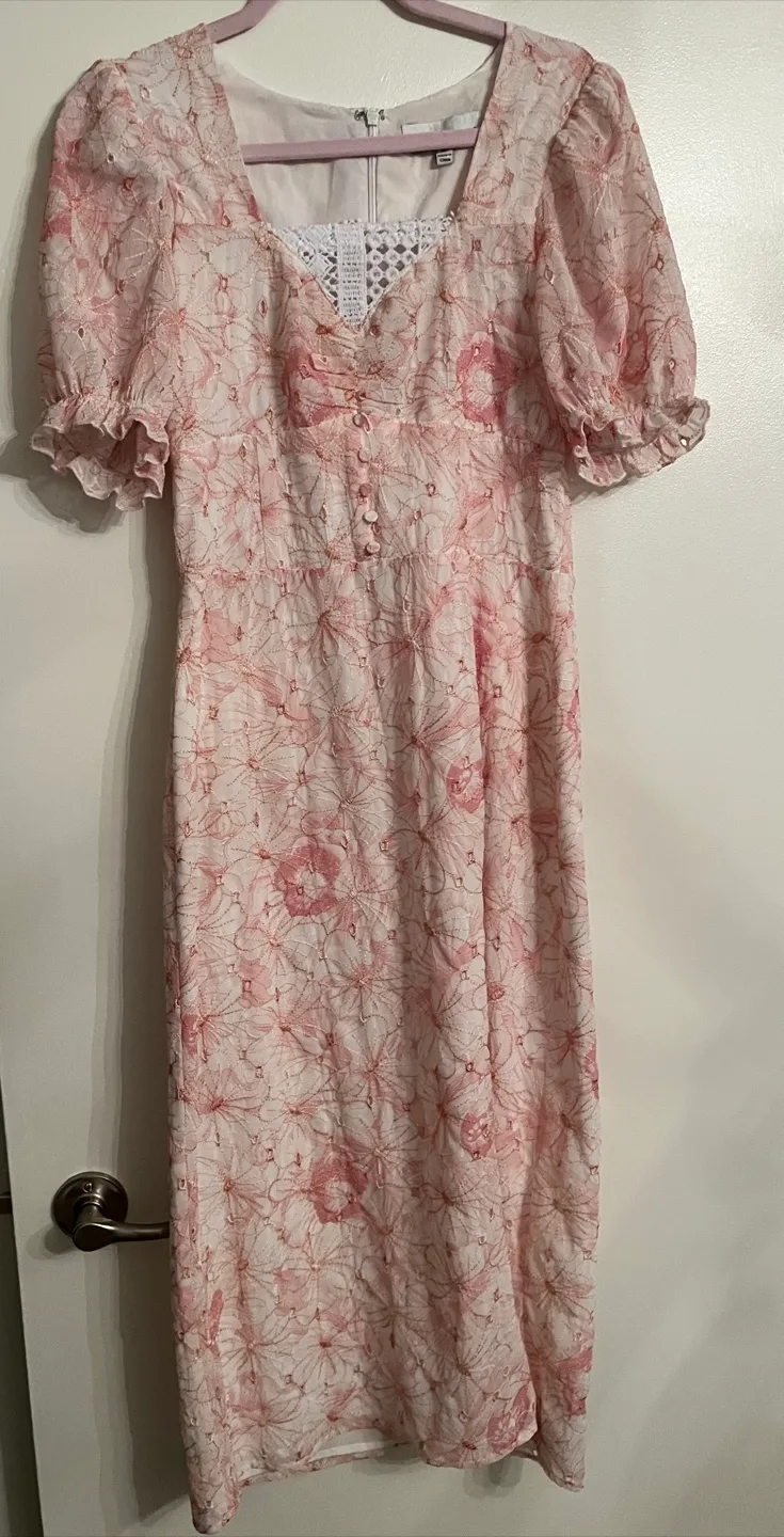 Adelyn Rae Embroidered Floral Midi Dress 🏒 image indicator(3)