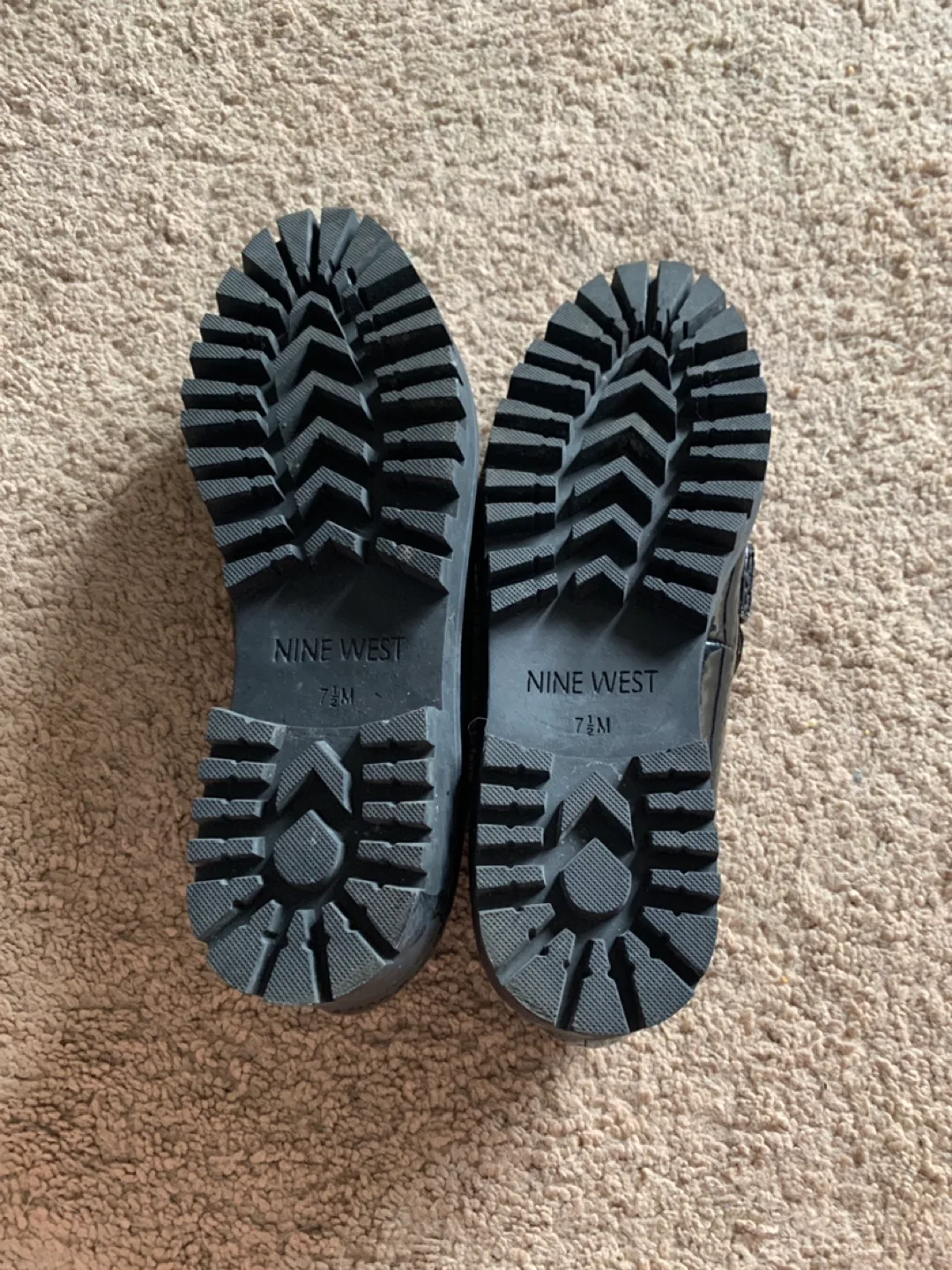 Nine West Black Patent Leather Loafers 🏒 image indicator(3)