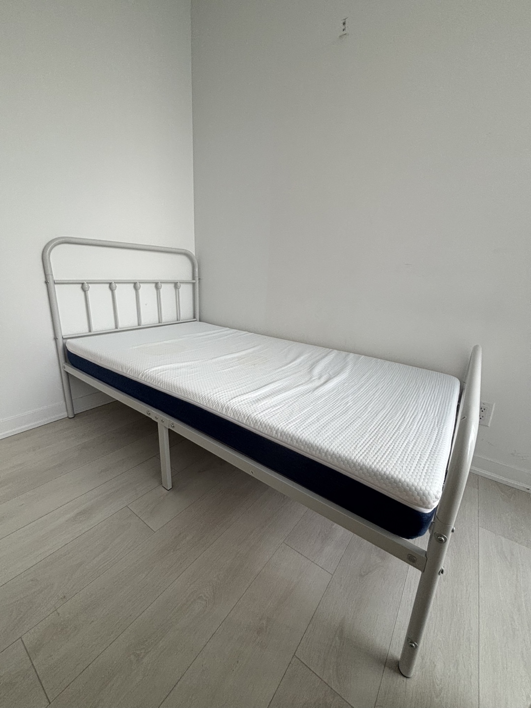 Single Metal Bed Frame - White - photo 2