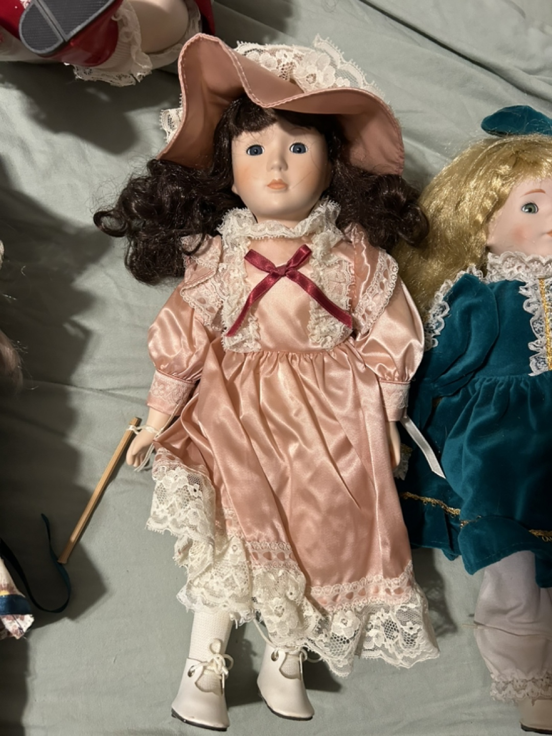 Collection of Seven Porcelain Dolls - photo 5