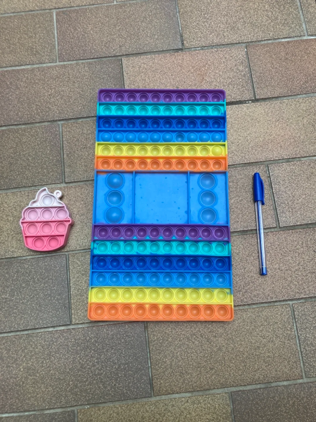 Pop-it toys thumbnail