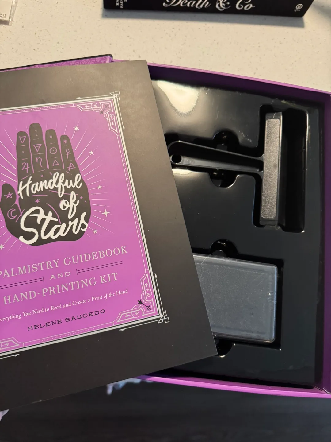 Handful of Stars Palmistry Guidebook and Hand-Printing Kit image indicator(2)