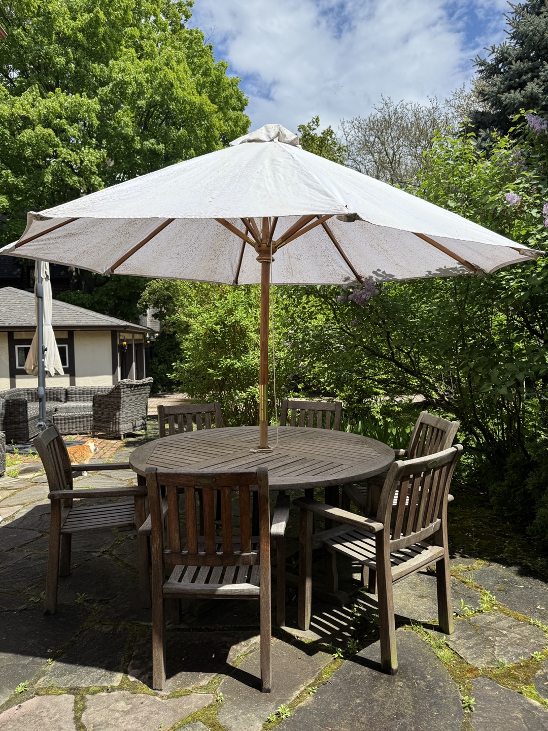 Large Patio Umbrella with Wooden Frame 9 Feet
