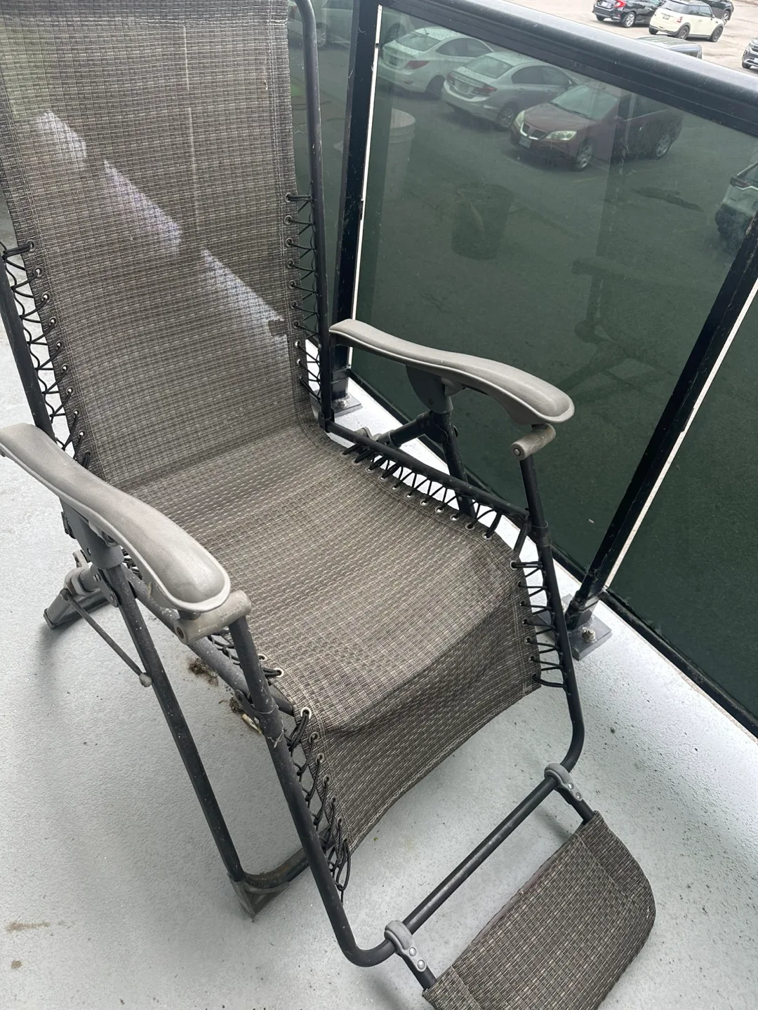 Zero Gravity Reclining Chair thumbnail