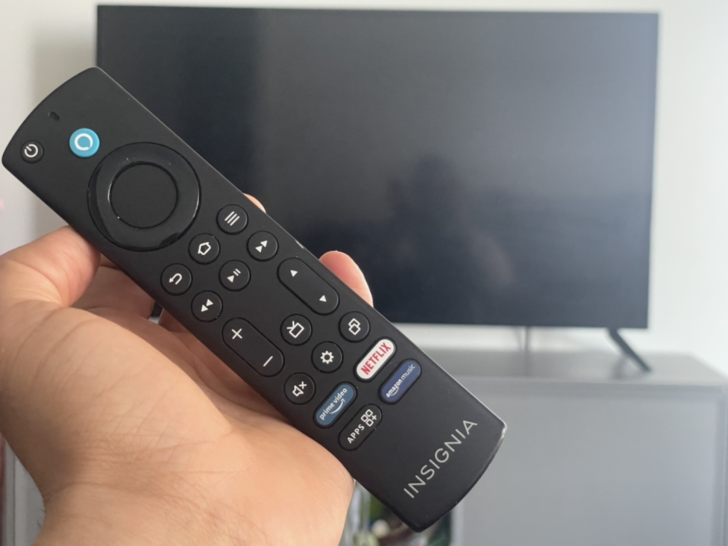 Insignia 42” 1080 p LED Smart TV-Fire TV edition 2022 - photo 2