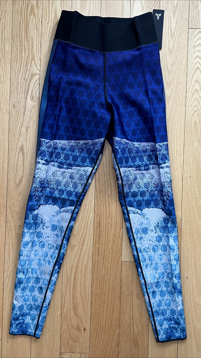 NWT Ultracor Blue Hexagon Wave Leggings- Small