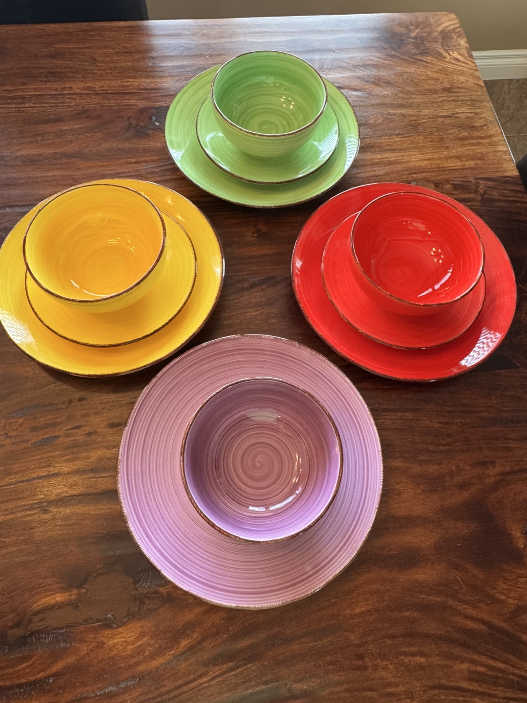 Vancasso Stoneware Dinnerware Set - 4 Place Settings