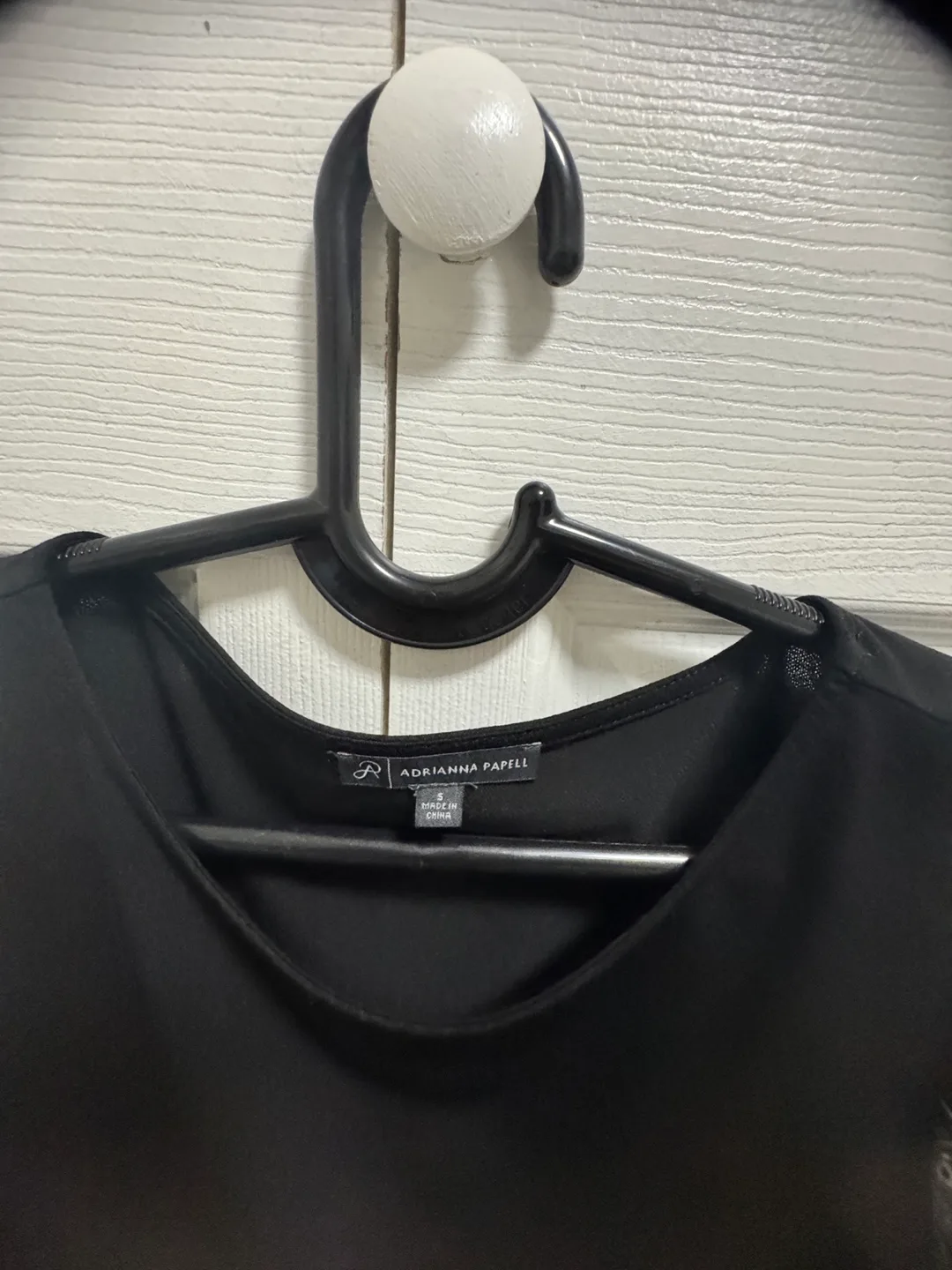 Adrianna Papell Black Puff T image indicator(2)