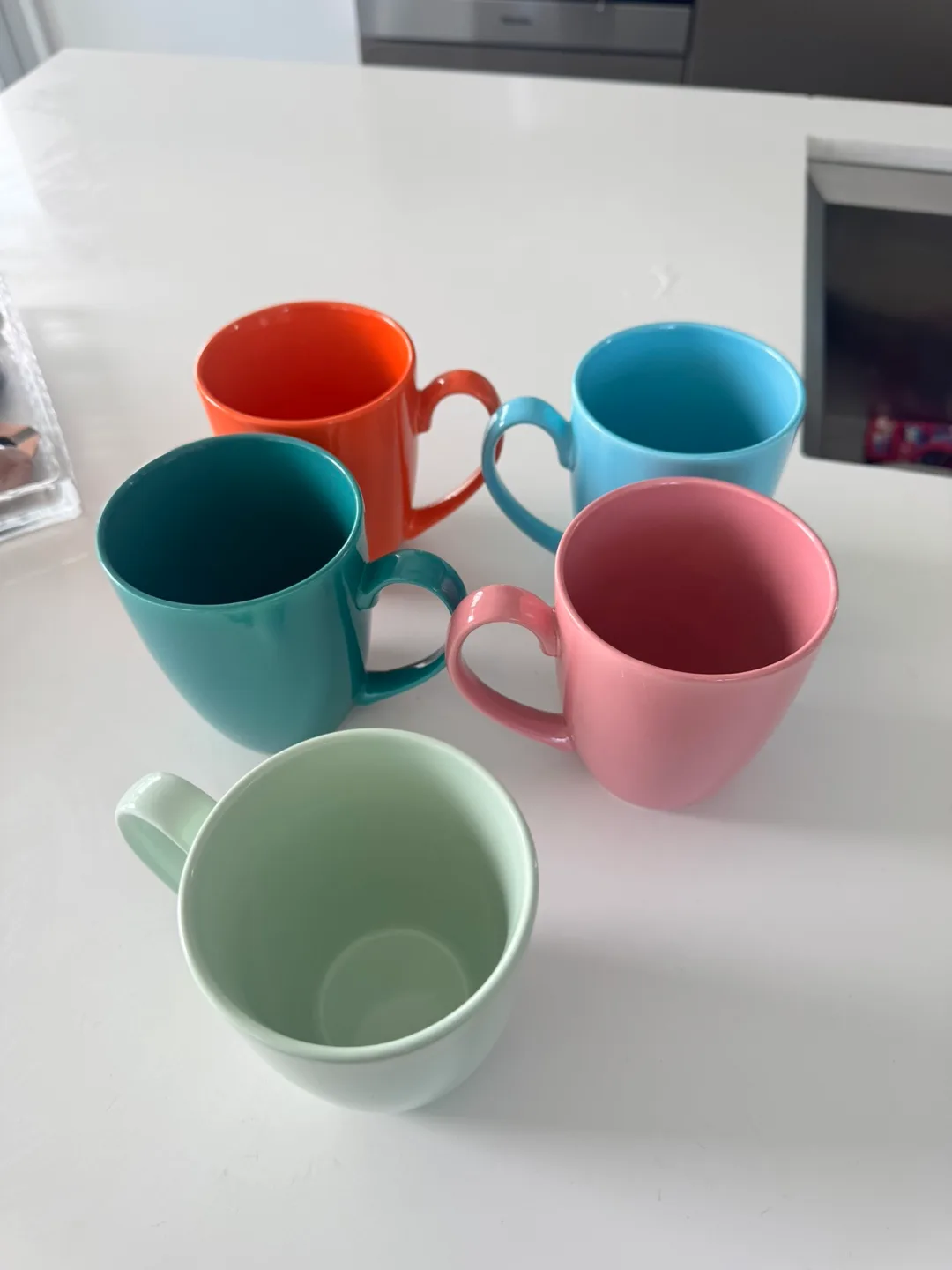 Set of 5 colourful mugs thumbnail