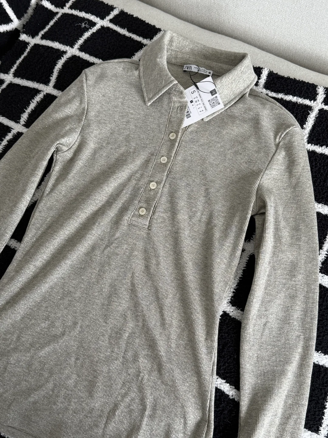 Zara Grey Ribbed Knit Long Sleeve Polo Shirt thumbnail