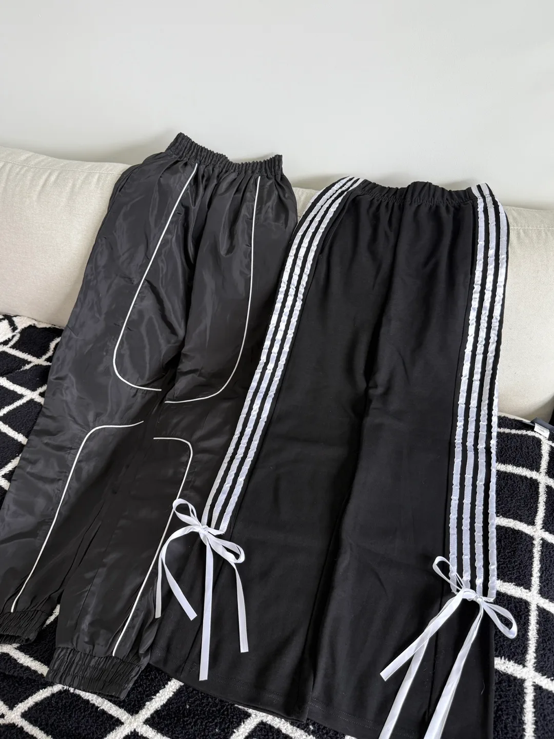 Super cute Black pants set with ribbon detail thumbnail
