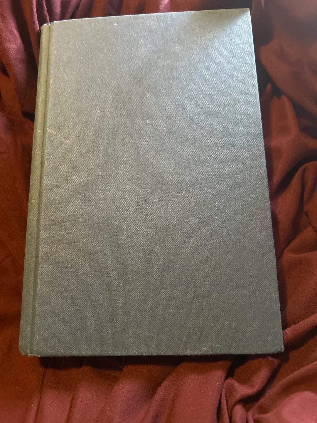 Five Young Adult & Children's Books - Bundle image indicator(8)