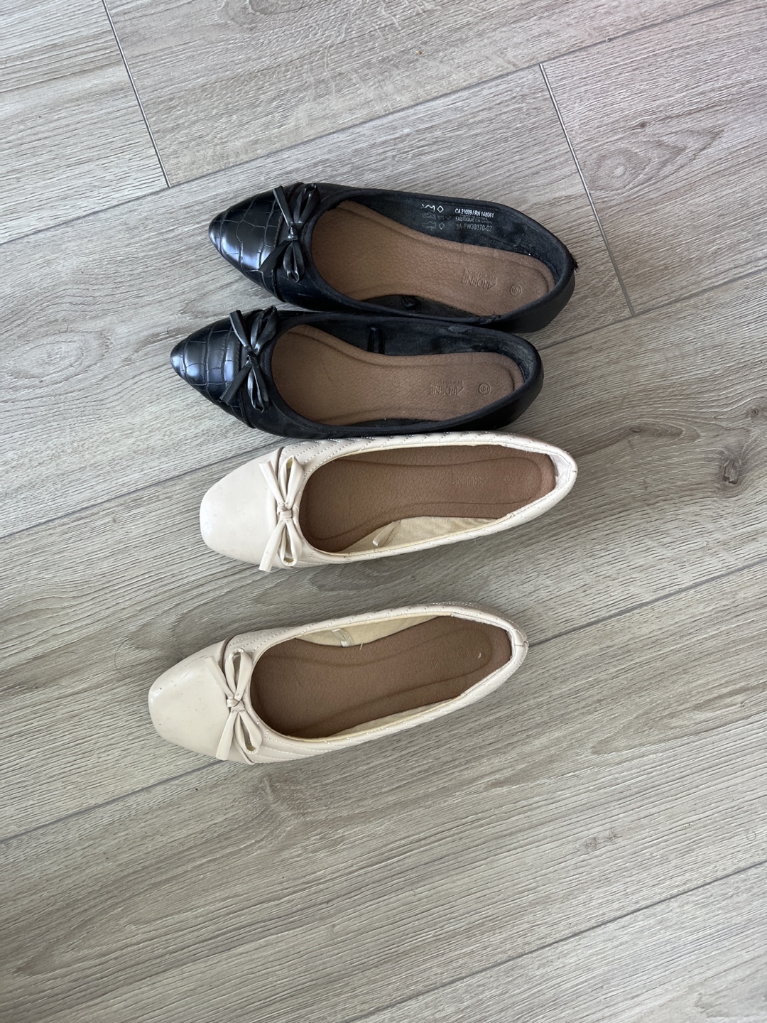 Pair of Women's Flats - Black and Beige