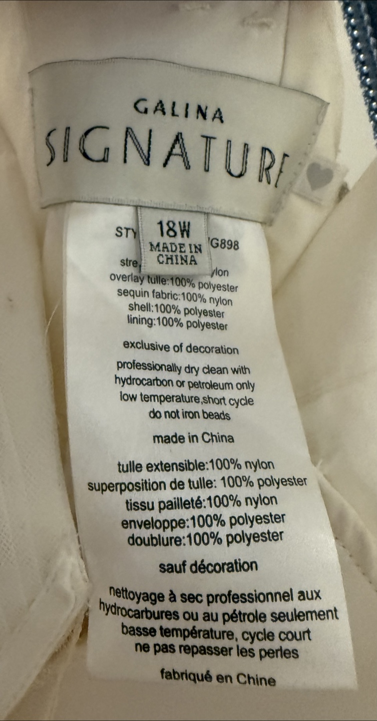 Galina Signature Wedding Dress Size 18W with Veil - photo 2