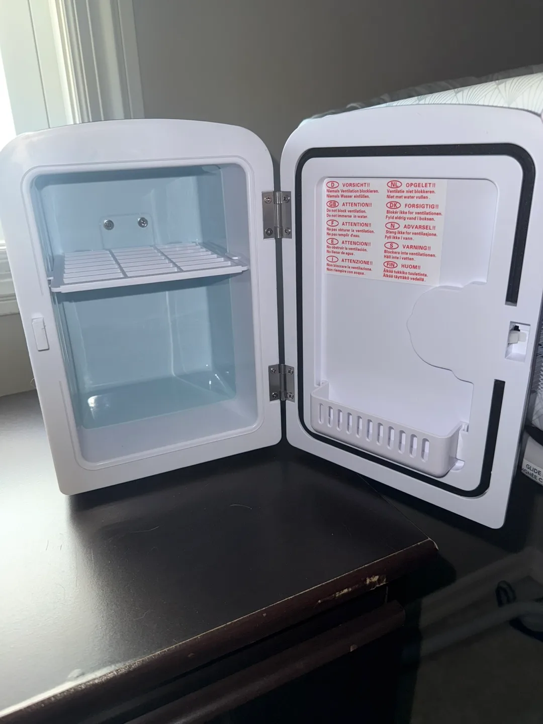 ICEMAN Portable Mini Fridge image indicator(2)