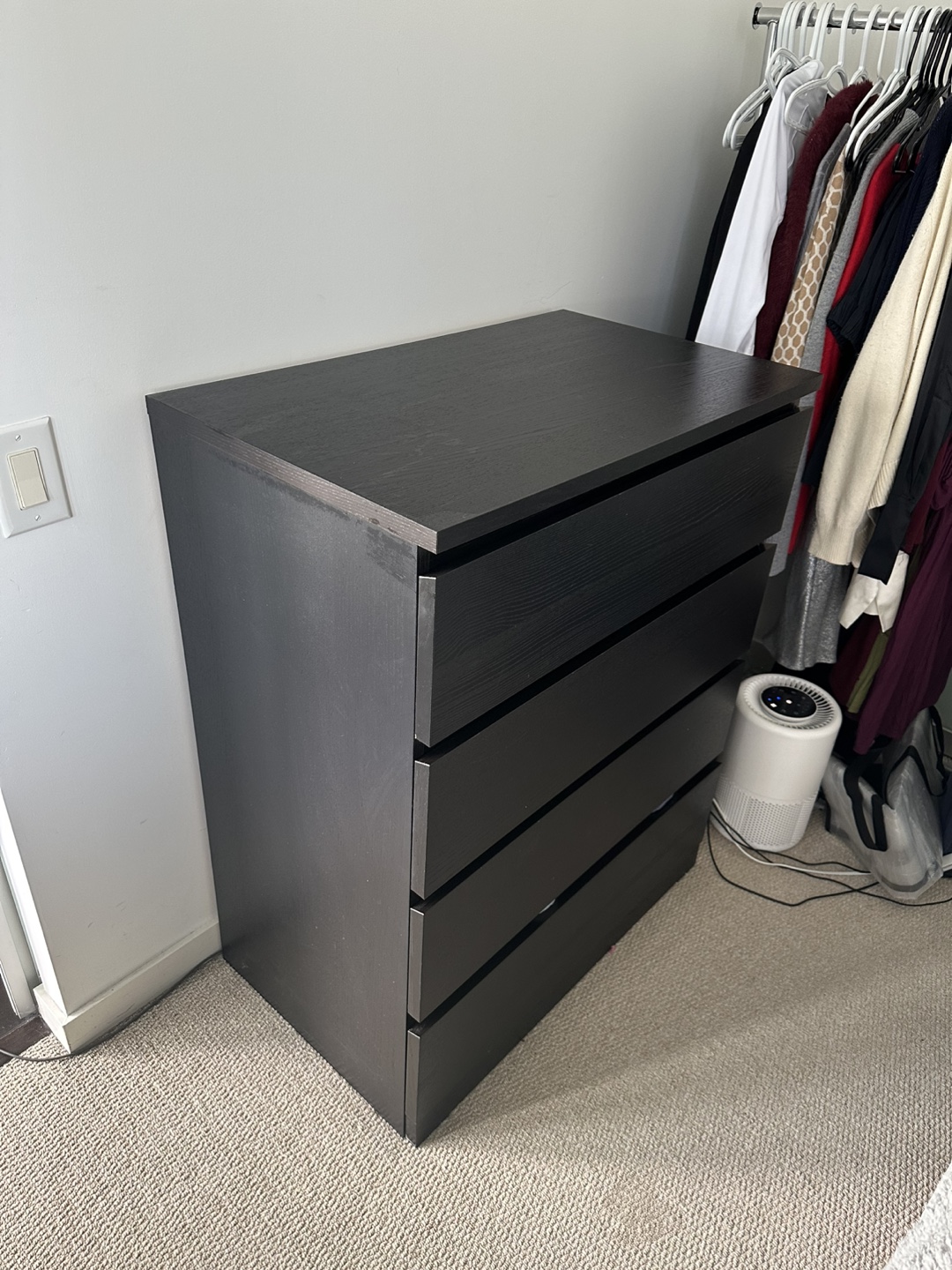 IKEA MALM 4-drawer dresser - photo 2