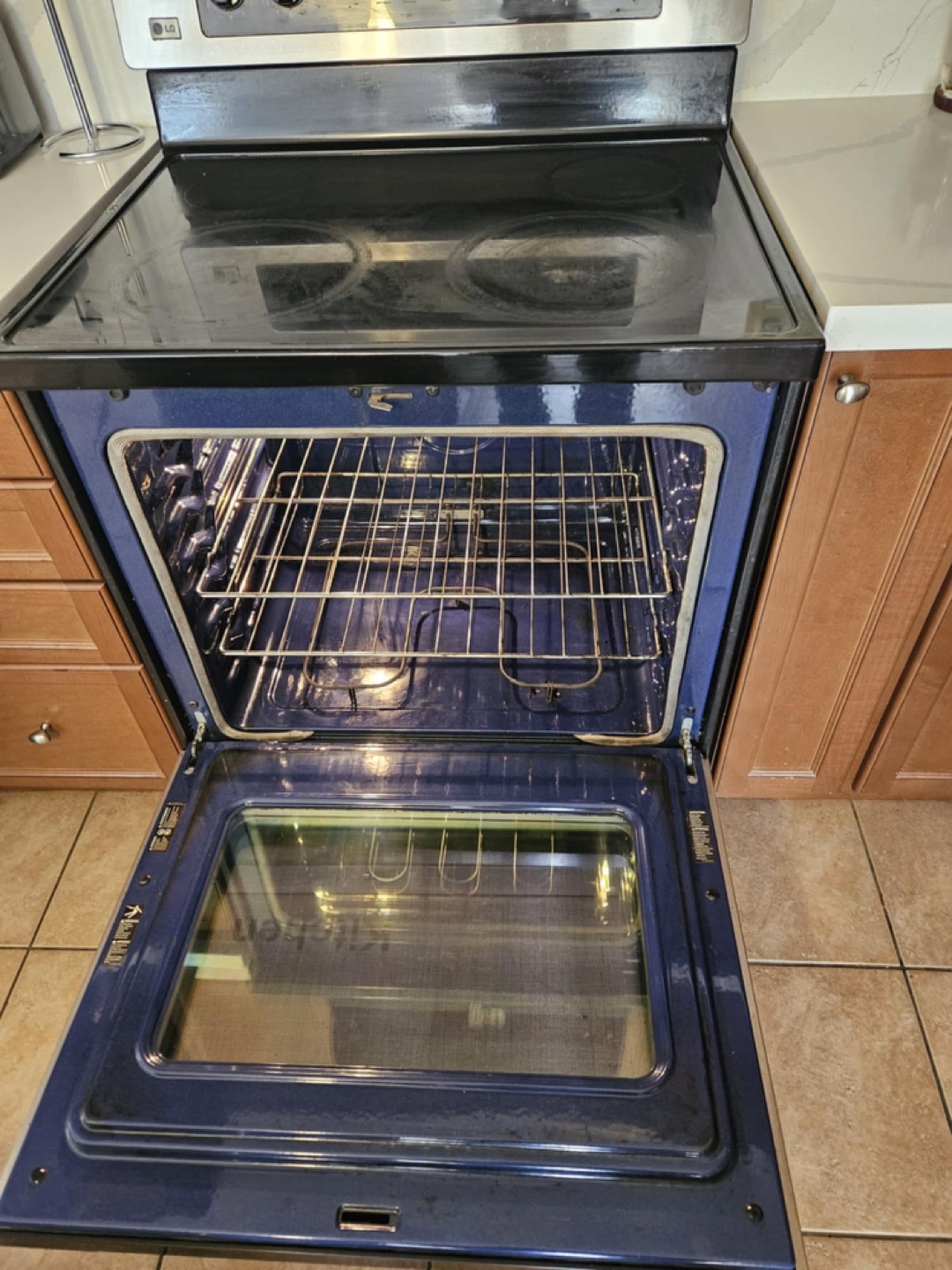 LG Electric Range
