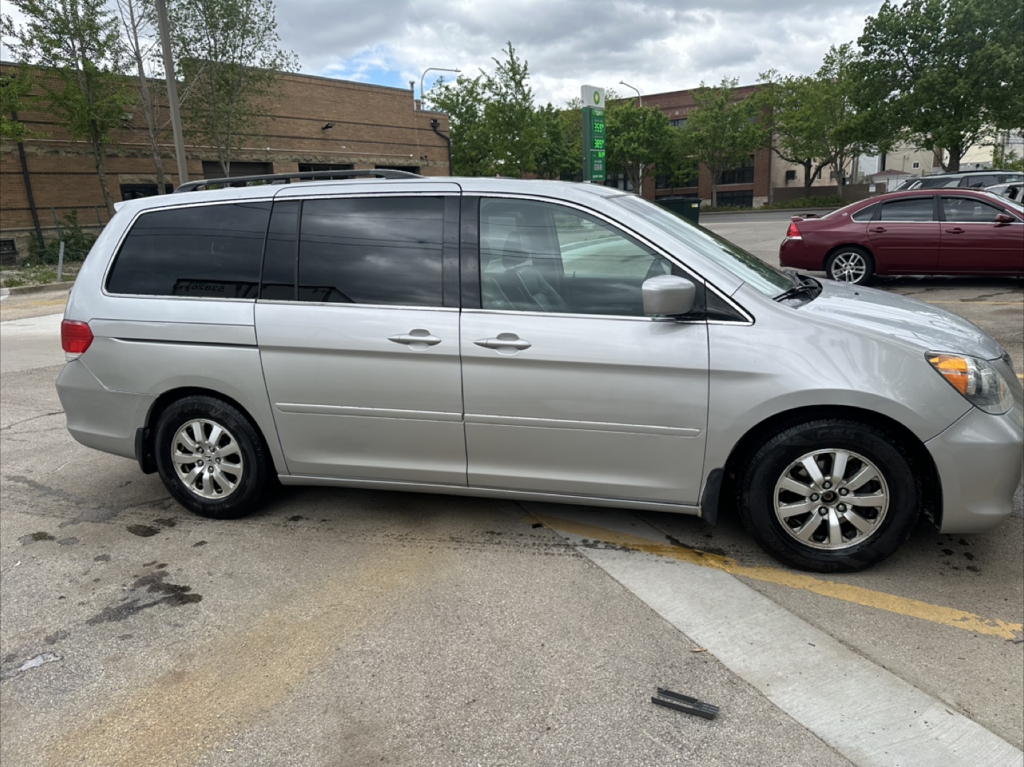 LOW MILES 2010 Honda Odyssey Minivan NO RUST - photo 3