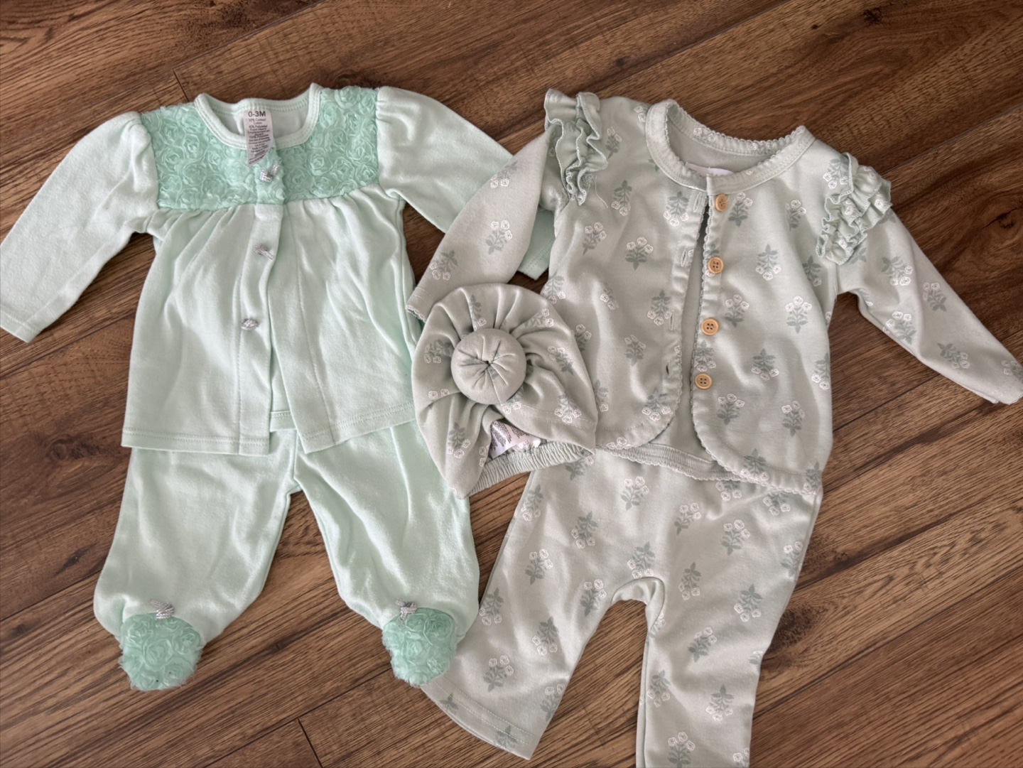Baby Girl Clothes Bundle - Newborn to 3 months - photo 2