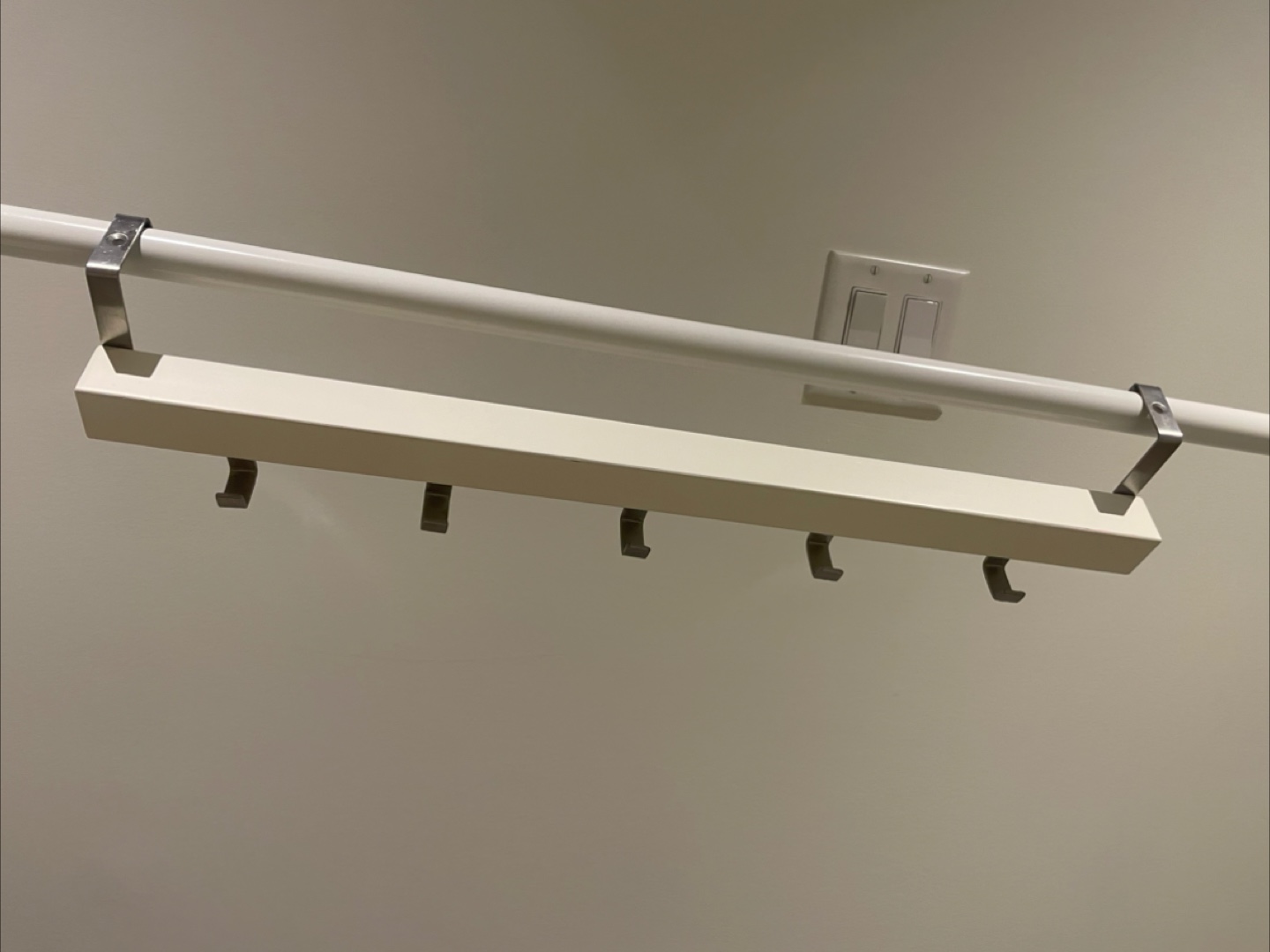 IKEA TJUSIG Wall/Door Rack with Knobs, White - photo 3