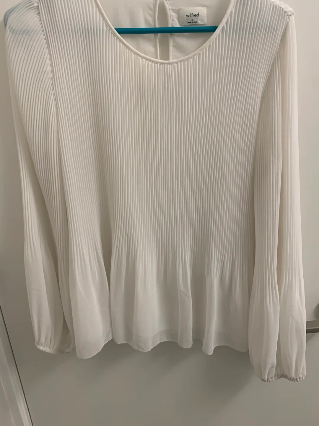 Wilfred White Pleated Blouse - Size Medium image indicator(6)