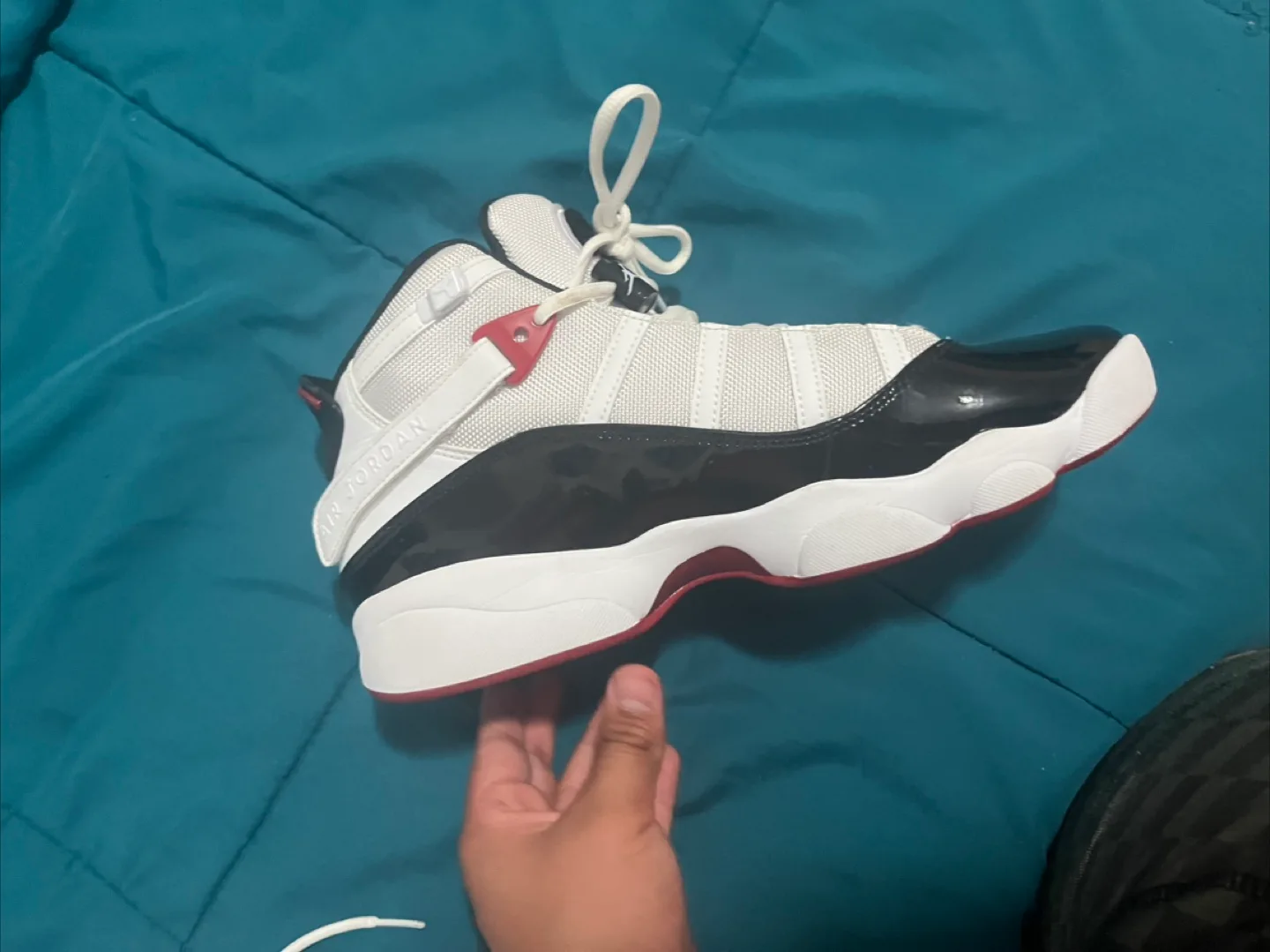 Air Jordan 1 & Air Jordan 6 Retro Sneakers image indicator(3)