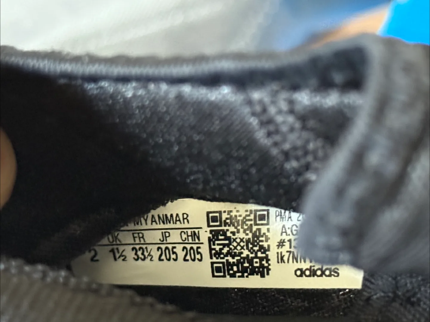 Adidas Sandals for kids 7-9 yo - Size 2 image indicator(10)