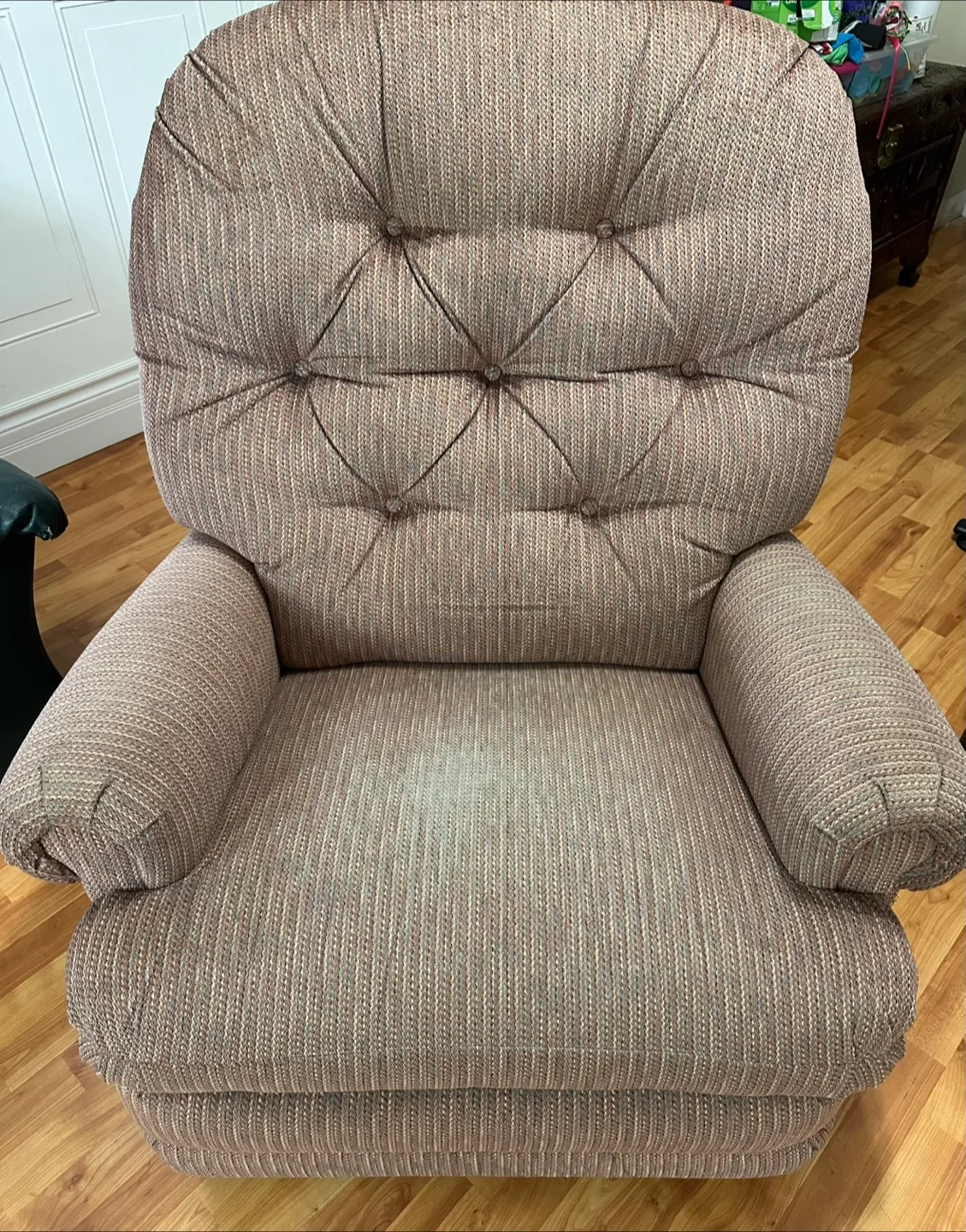 Recliner Chair thumbnail