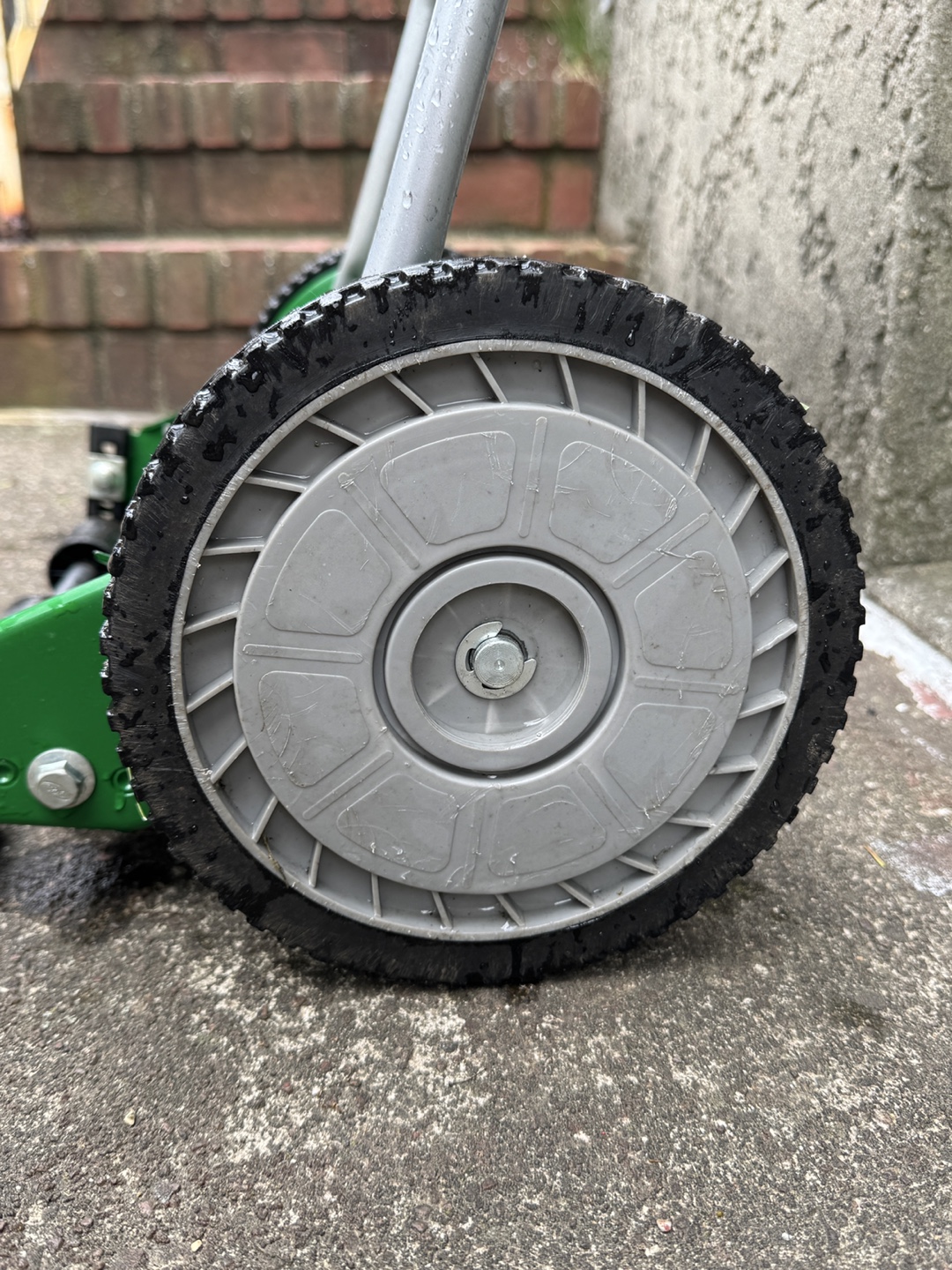 🌿 Scotts 14” Manual Push Reel Lawn Mower – Excellent Condition - photo 3