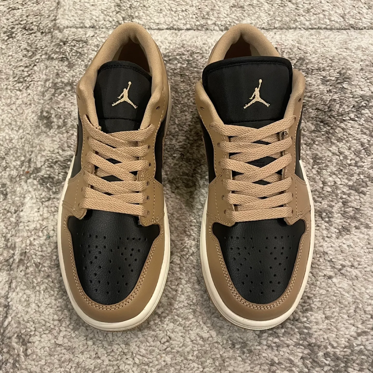 Air Jordan 1 Low “Desert” 7W image indicator(2)