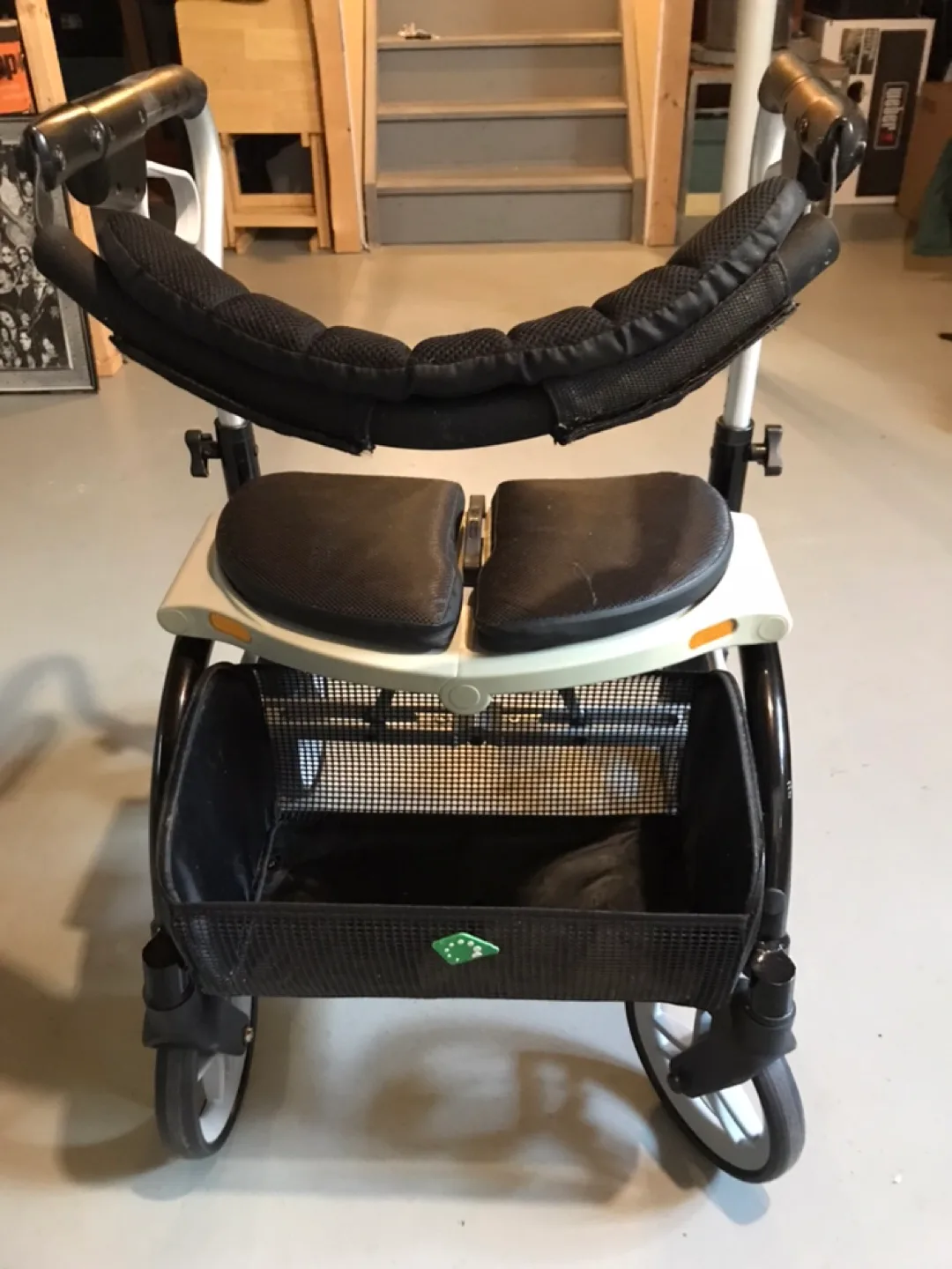 Evolution Xpresso Lite Rollator Walker thumbnail