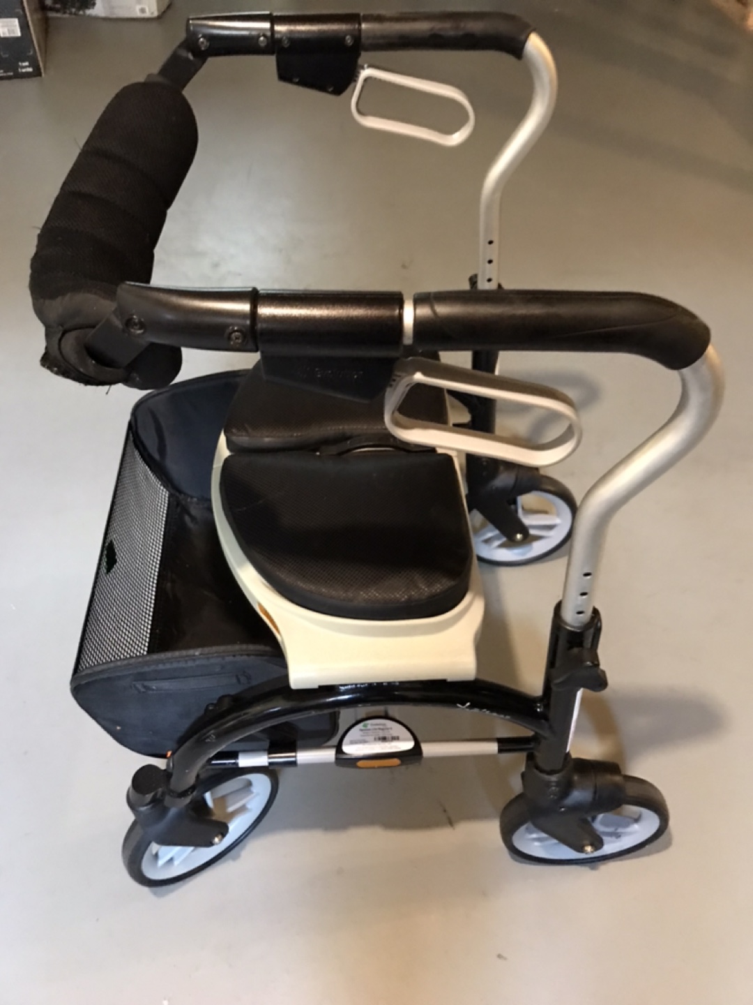 Evolution Xpresso Lite Rollator Walker - photo 2