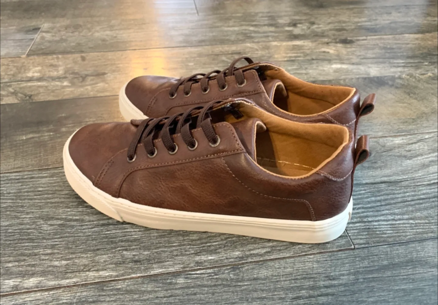 Boys Size 5 Shoes image indicator(5)